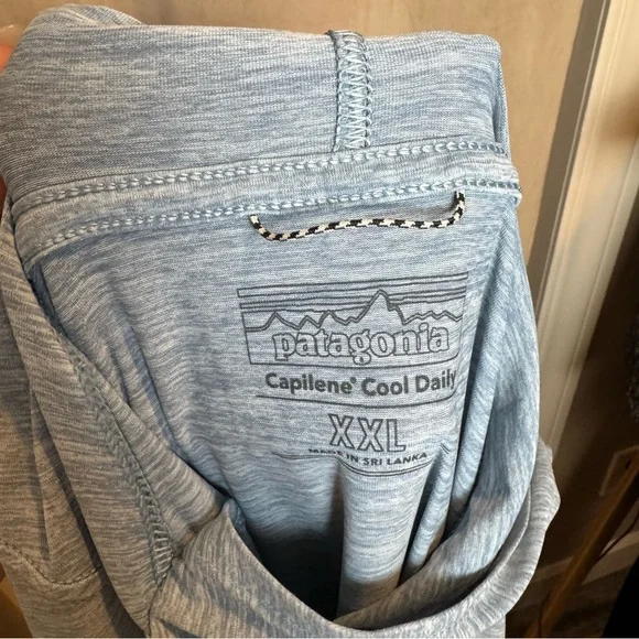 Patagonia Men's Capilene® Cool Daily Graphic Hoody Shirt XXL 2XL - Picture 9 of 9